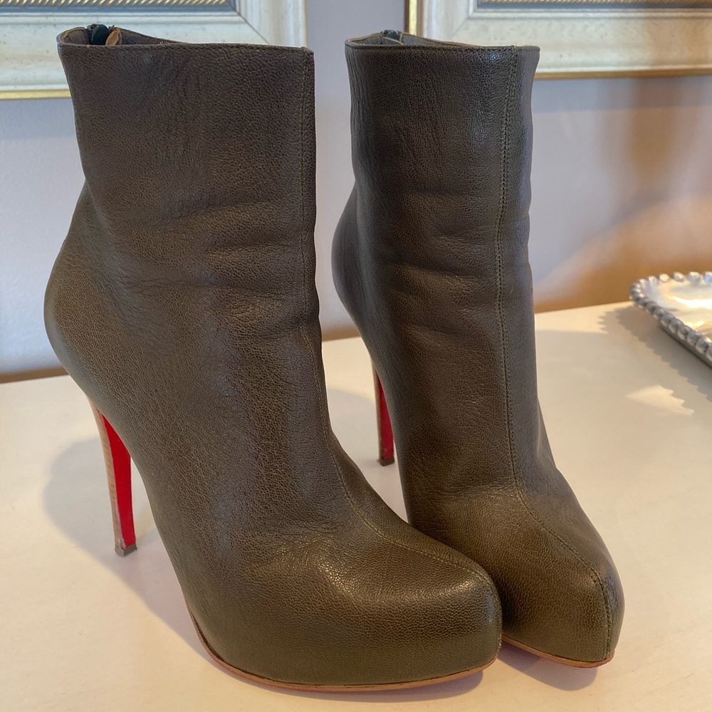 Christian Louboutin Arielle Talon Booties